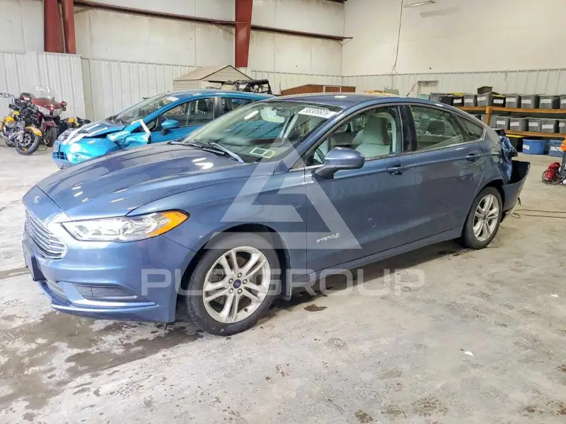 2018 Ford FUSION photo