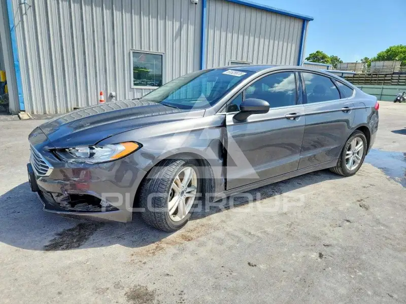 2018 Ford FUSION фото