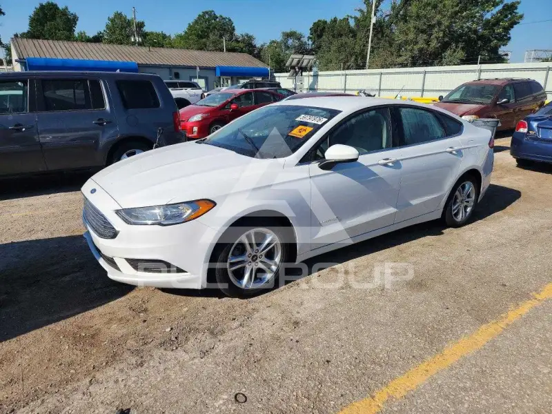 2018 Ford FUSION photo
