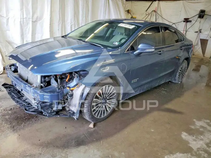 2018 Ford FUSION photo