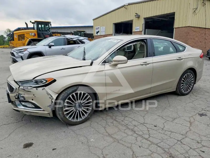 2018 Ford FUSION фото