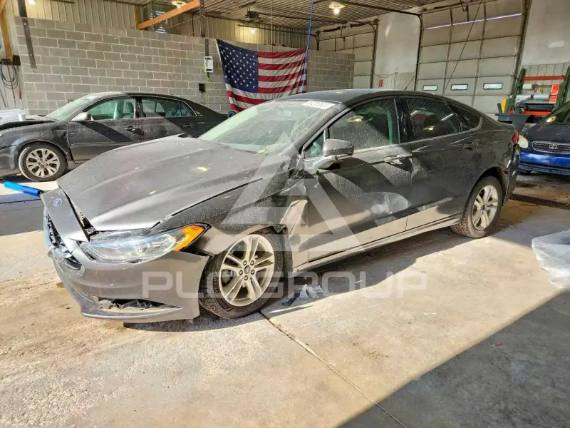 2018 Ford FUSION фото
