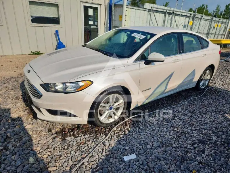 2018 Ford FUSION фото
