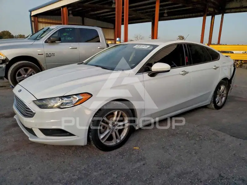 2018 Ford FUSION фото