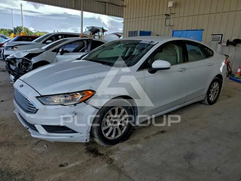 2018 Ford FUSION фото