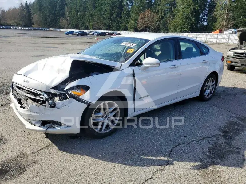 2018 Ford FUSION фото