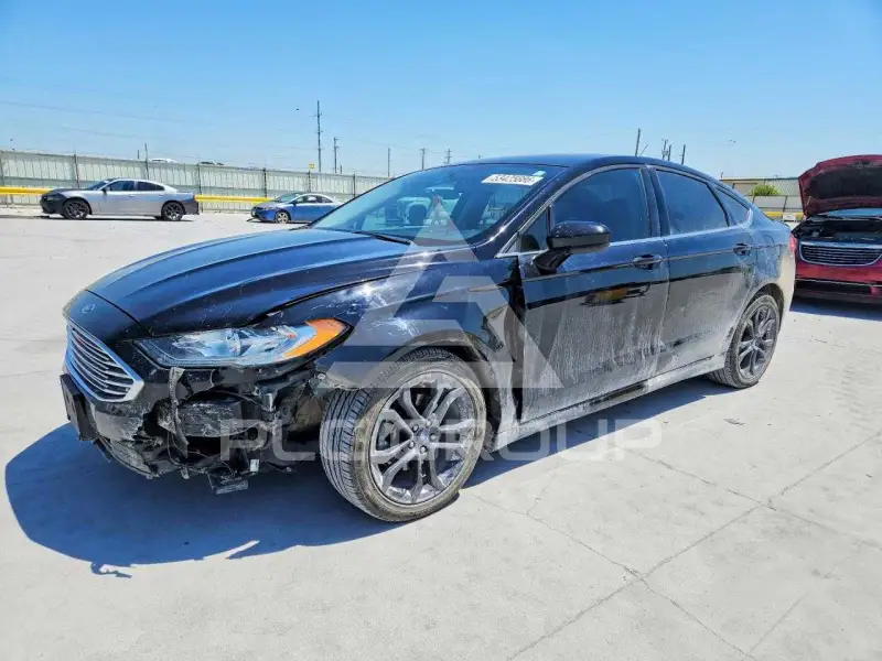 2018 Ford FUSION фото