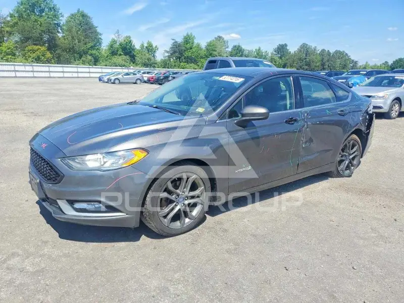 2018 Ford FUSION фото