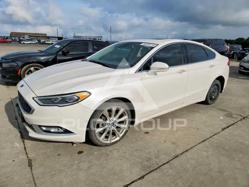 2018 Ford FUSION фото