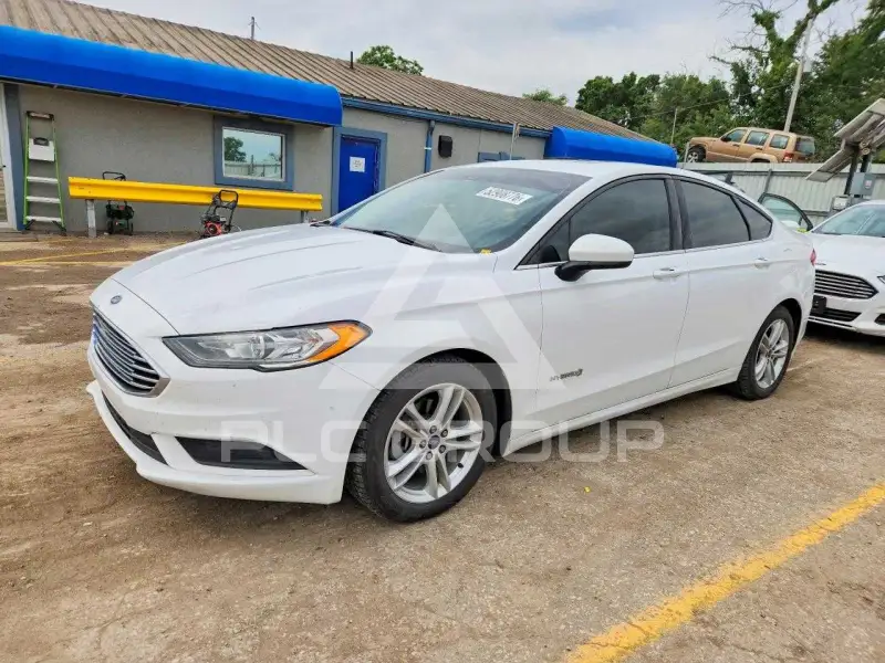 2018 Ford FUSION photo