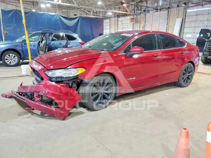 2018 Ford FUSION фото