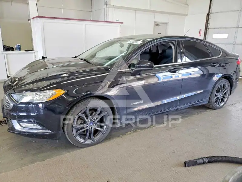 2018 Ford FUSION фото