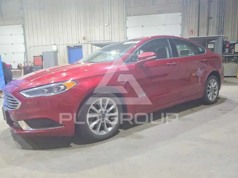 2018 Ford FUSION photo