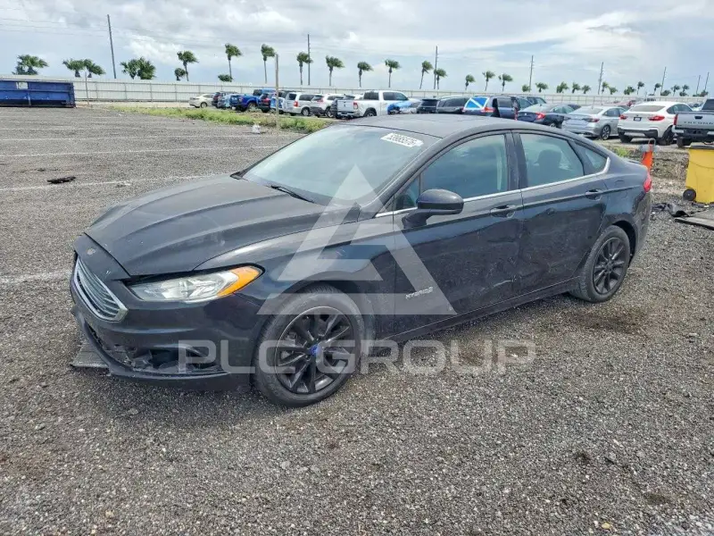 2018 Ford FUSION фото