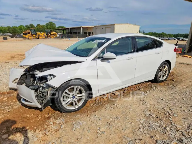 2018 Ford FUSION photo