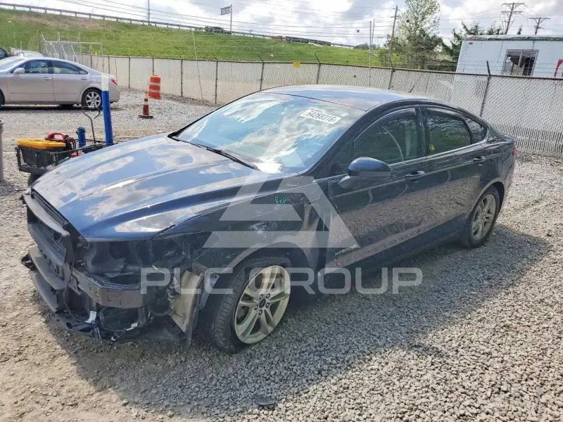 2018 Ford FUSION фото