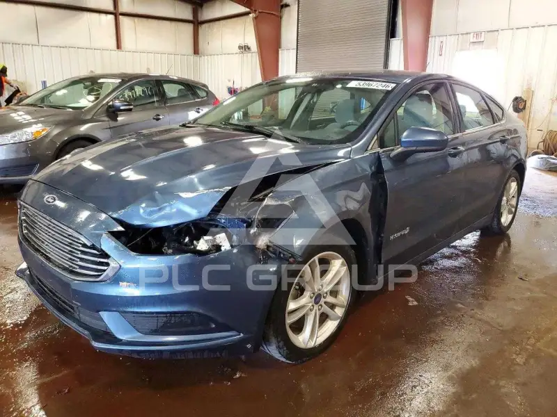 2018 Ford FUSION фото