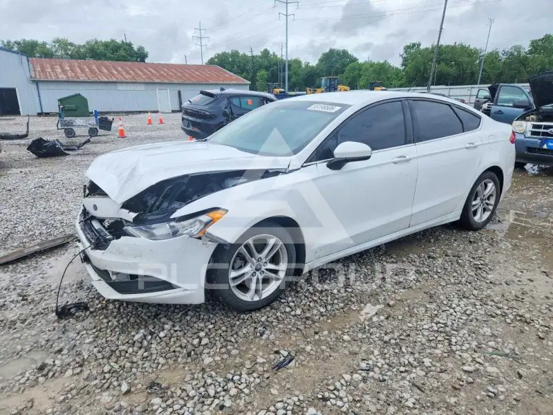 2018 Ford FUSION фото