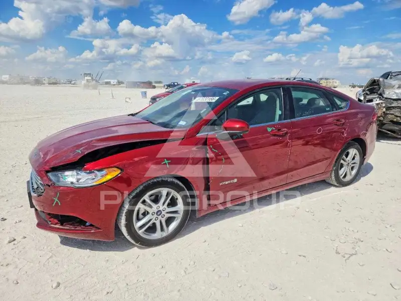 2018 Ford FUSION photo