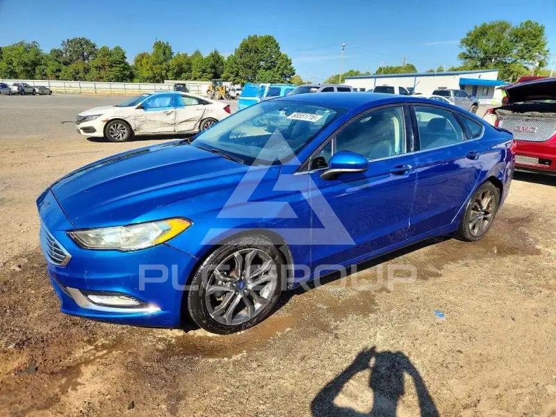 2018 Ford FUSION photo