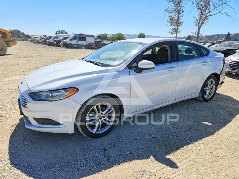 2018 Ford FUSION фото