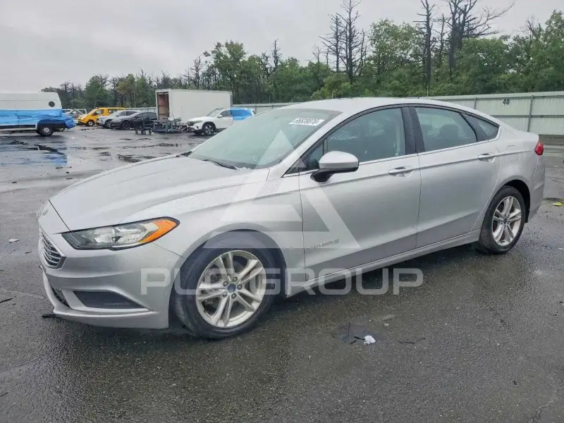 2018 Ford FUSION фото