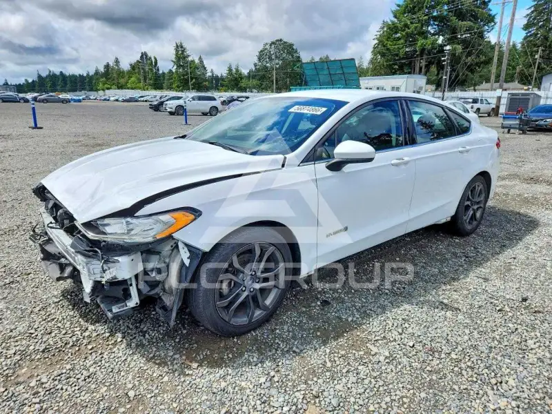 2018 Ford FUSION фото