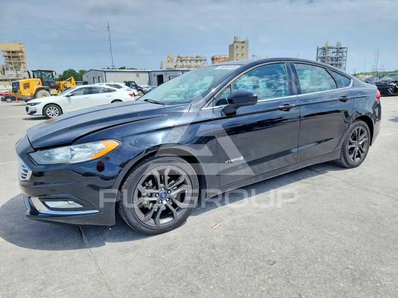 2018 Ford FUSION photo