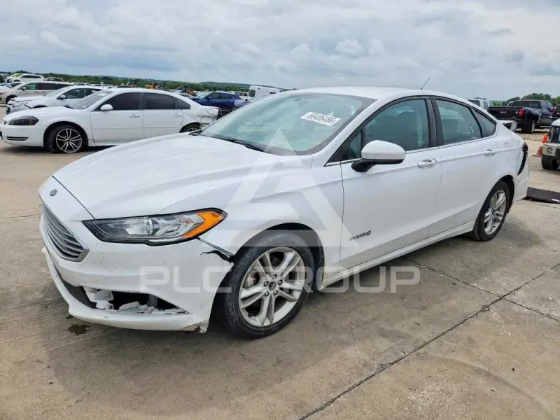 2018 Ford FUSION photo