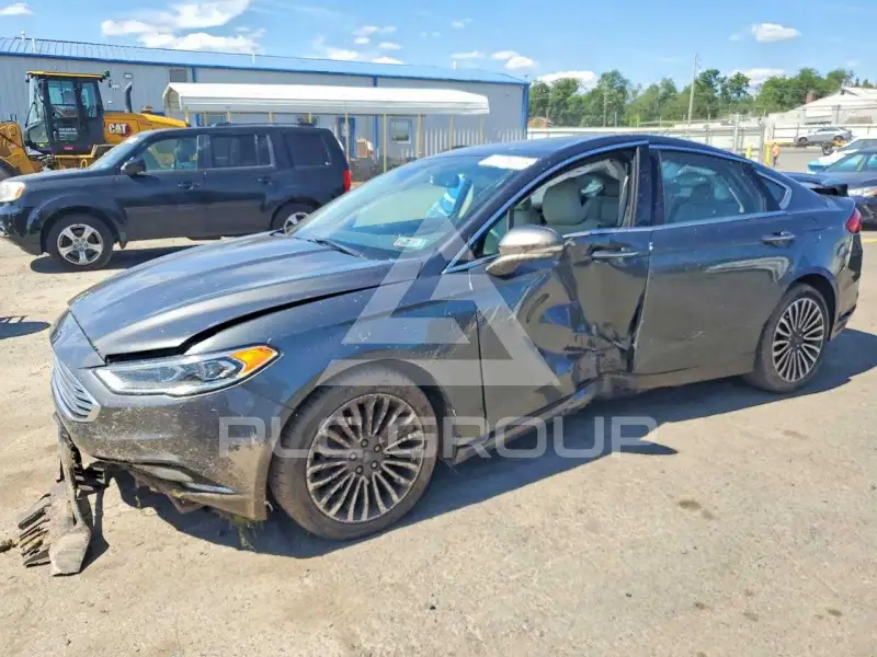 2018 Ford FUSION photo