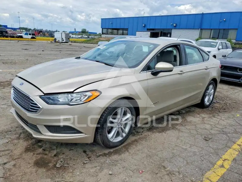 2018 Ford FUSION фото