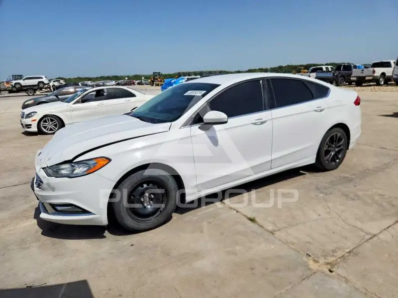 2018 Ford FUSION photo