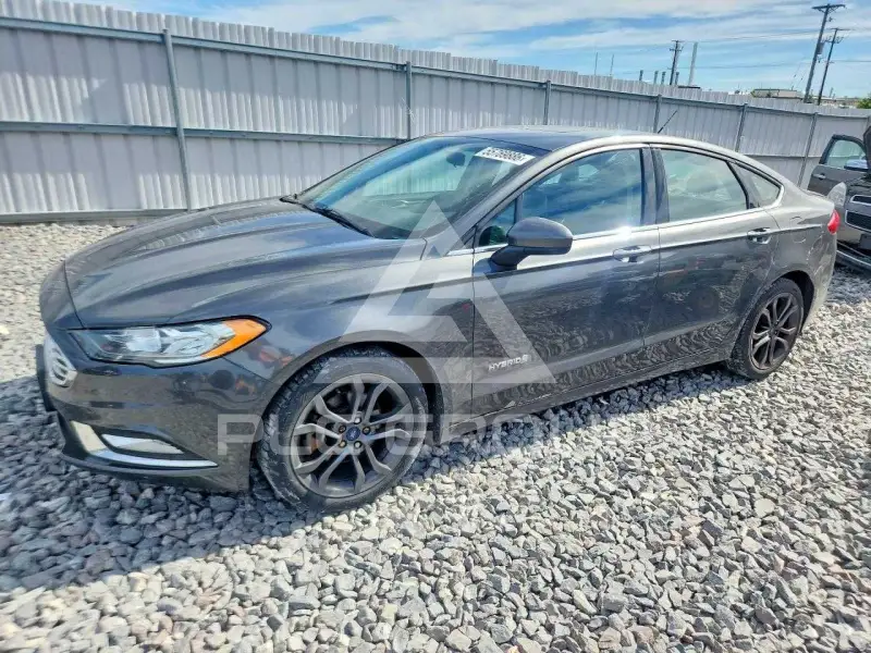2018 Ford FUSION фото