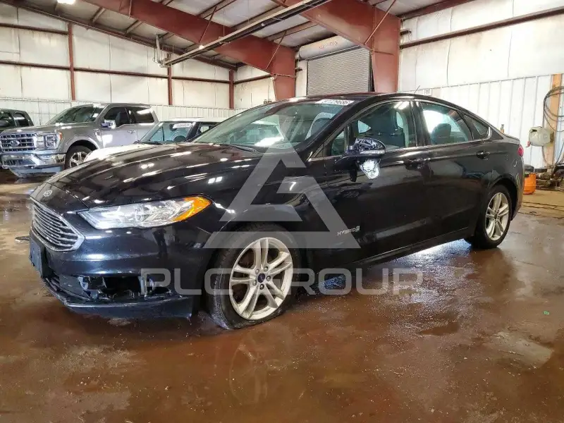 2018 Ford FUSION photo