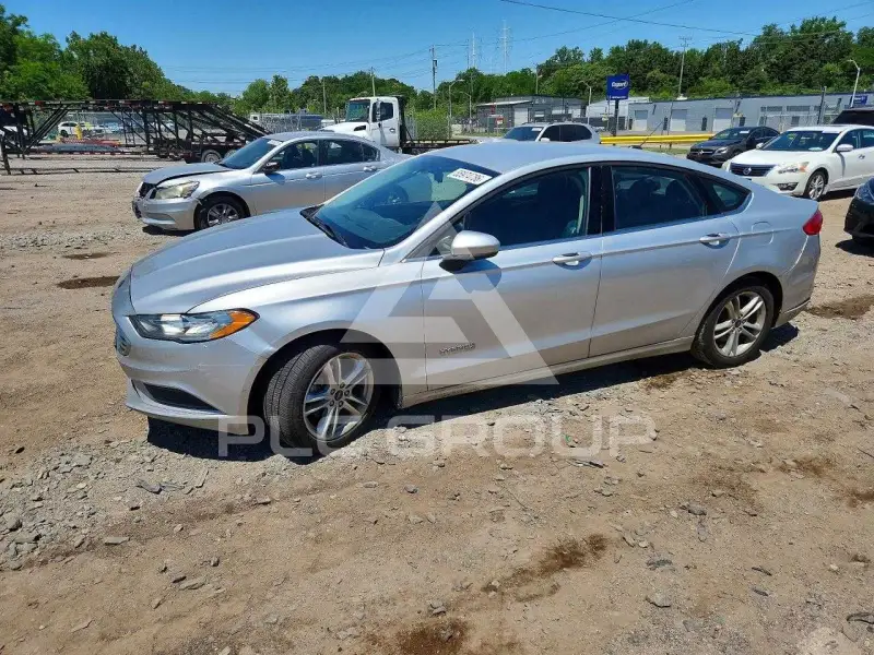 2018 Ford FUSION photo