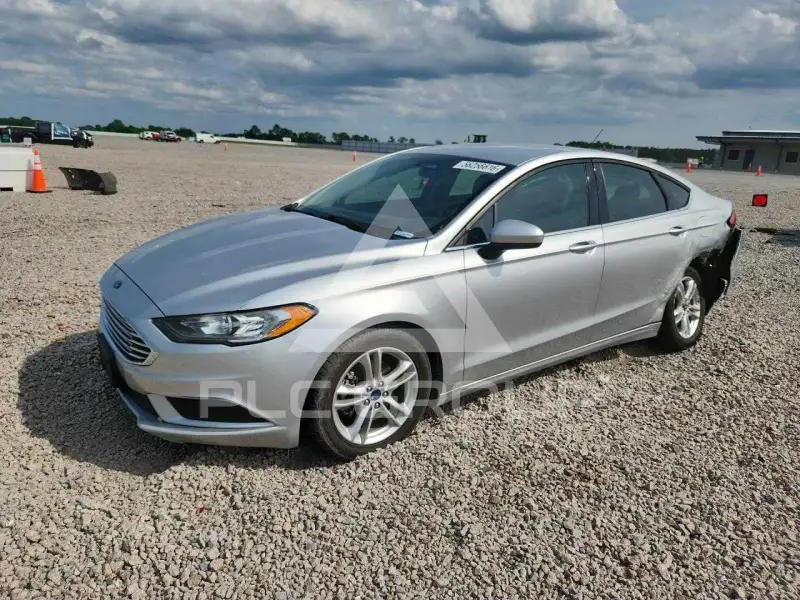 2018 Ford FUSION фото