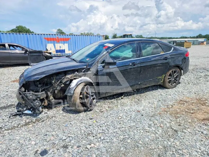 2018 Ford FUSION photo