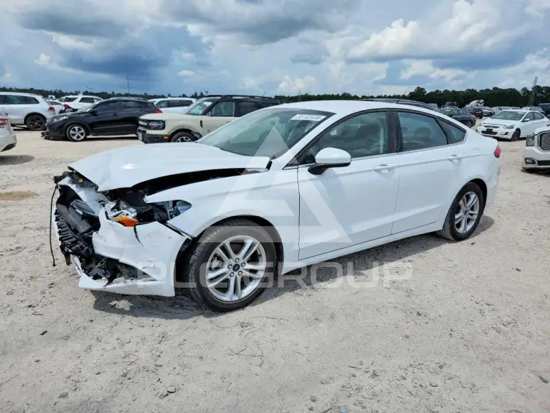 2018 Ford FUSION фото