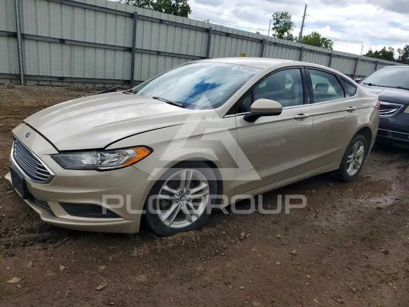 2018 Ford FUSION photo