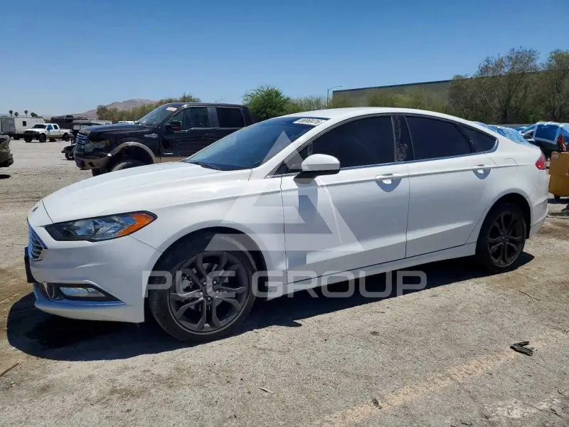 2018 Ford FUSION фото