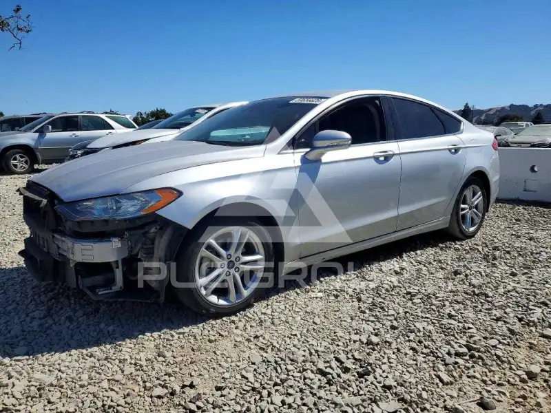 2018 Ford FUSION фото