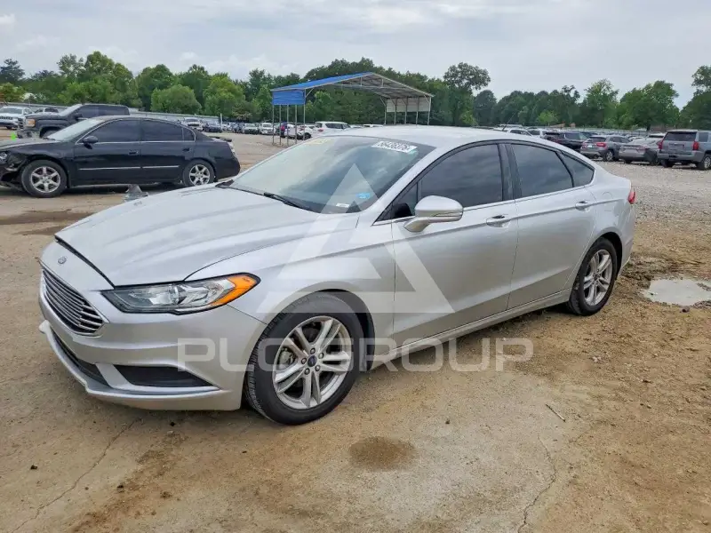 2018 Ford FUSION photo