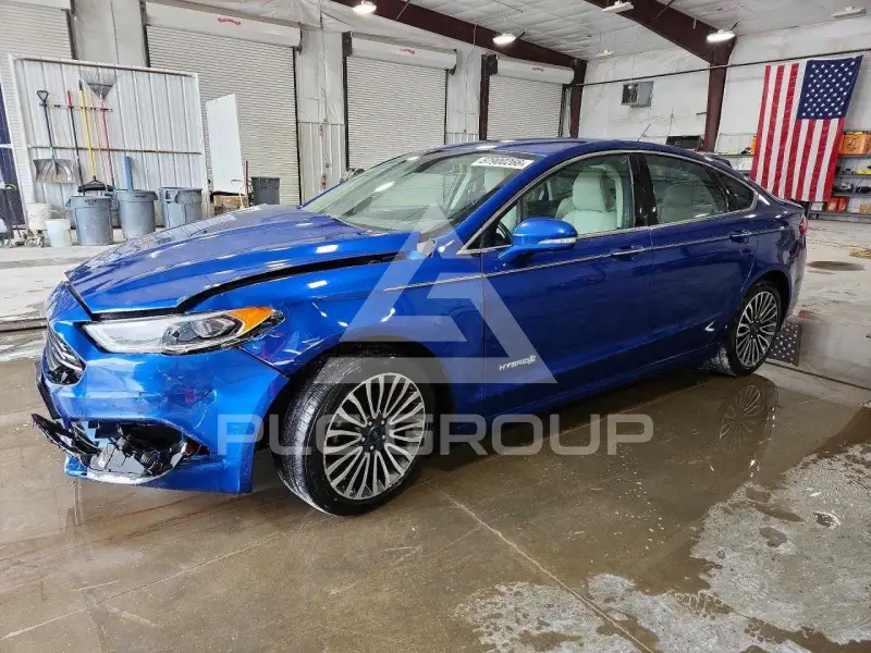 2018 Ford FUSION photo