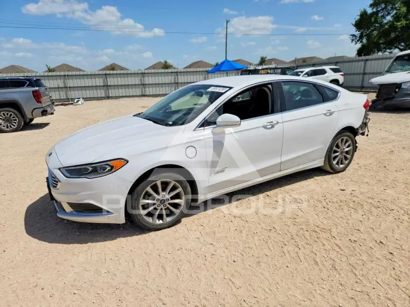 2018 Ford FUSION фото