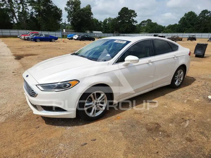 2018 Ford FUSION фото