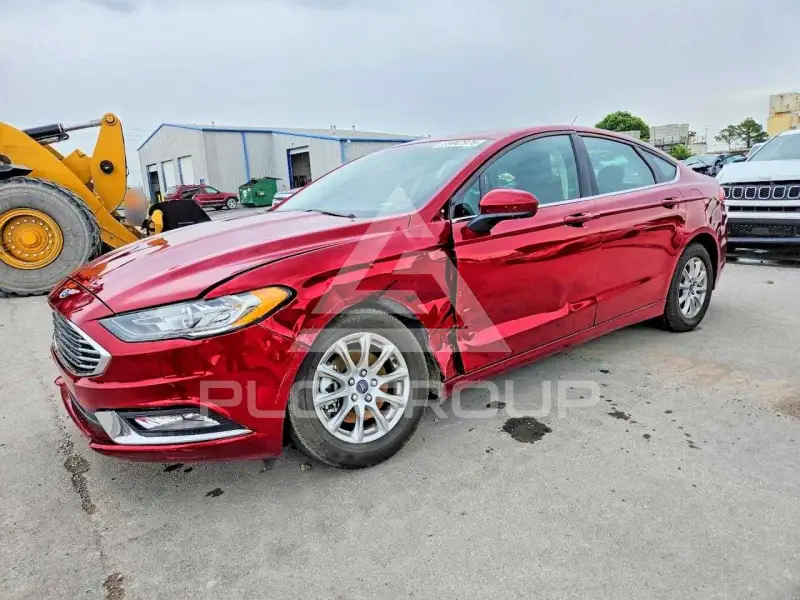 2018 Ford FUSION фото