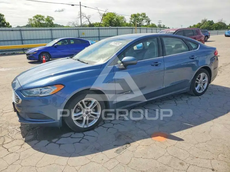 2018 Ford FUSION фото