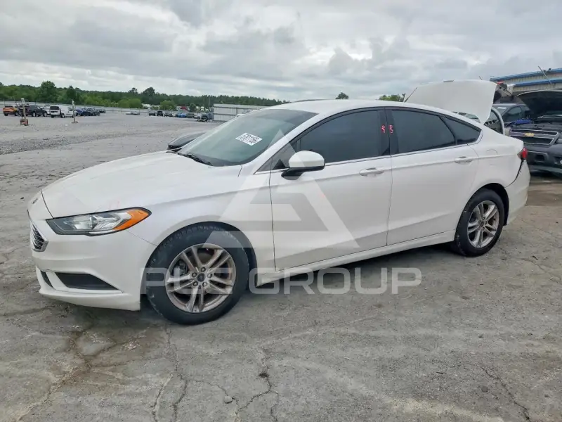 2018 Ford FUSION фото