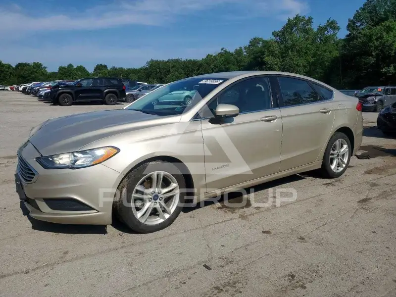 2018 Ford FUSION фото