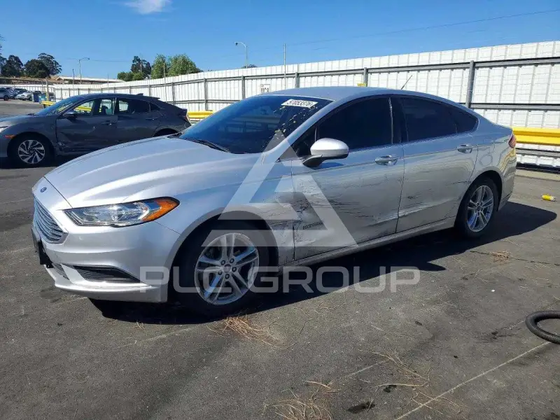 2018 Ford FUSION фото